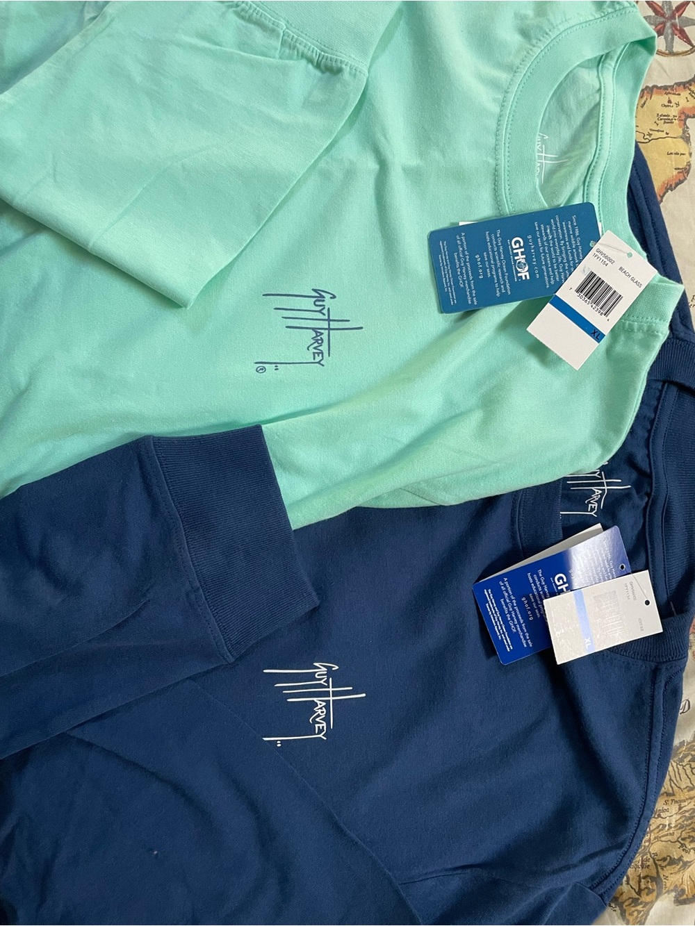 Bundle of two Guy Harvey Navy Long Sleeve Graphic Tee. Both XL - Picture 7 of 7